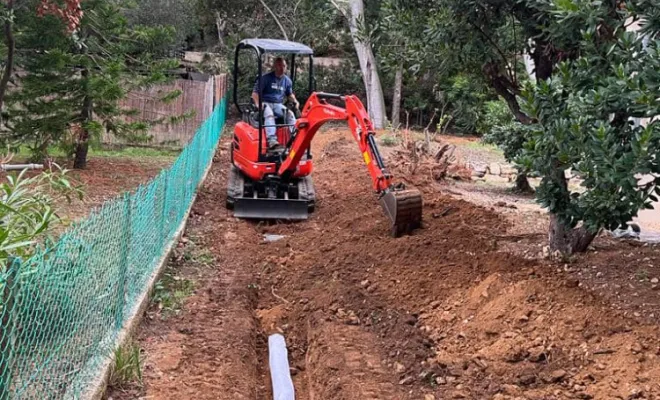 Réalisation d’un réseau pluvial avec remise en forme du terrain, Cavalaire-sur-Mer, GUILBOT ÉLAGAGE